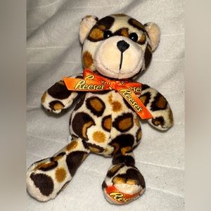 Reese's Peanut Butter Cup bear